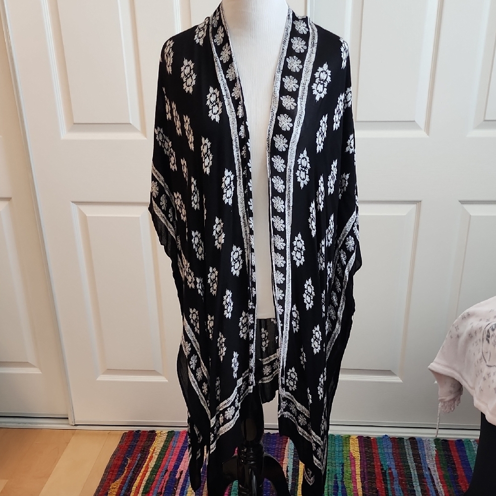 Black and White Kimono